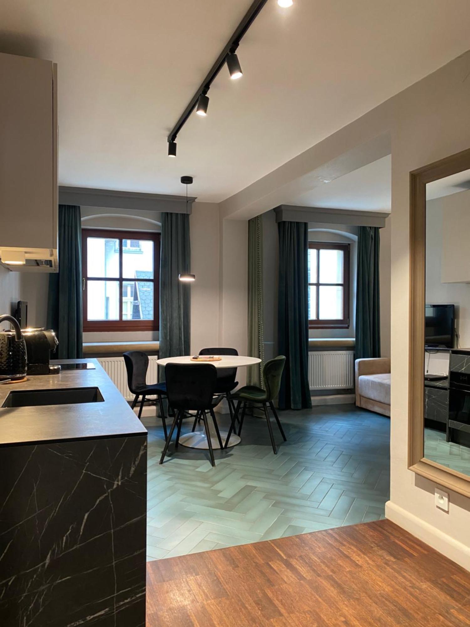 Arte-Locum Apartamenty Przy Rynku Wrocław Kültér fotó